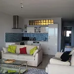 Center Bay T4 * Αντίμπ