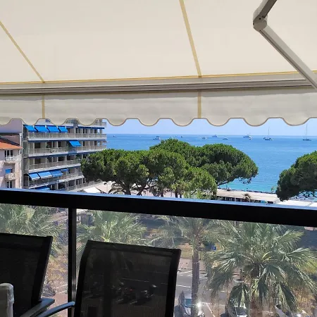 Center Bay T4 Antibes