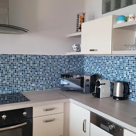 Center Bay T4 Antibes