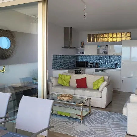 Апартаменти Center Bay T4