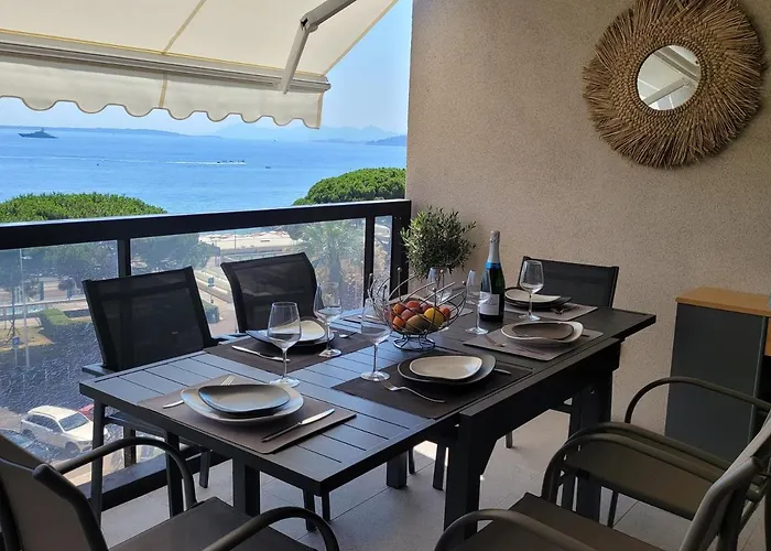 Center Bay T4 公寓 *